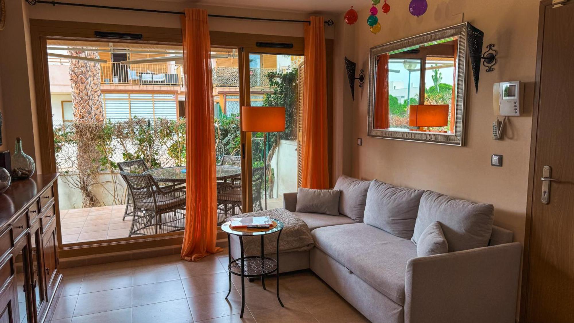 Luxury Boutique 1bd W Garden - Pet Friendly! Ferienhaus *
